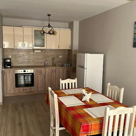 Mihaela - 2 Appartamento *