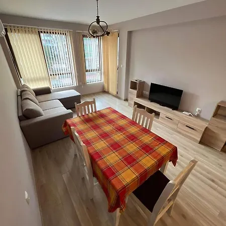 Mihaela - 2 Apartament